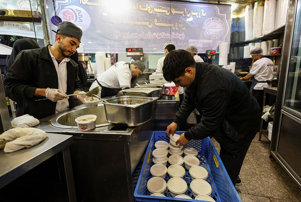 Η κυβέρνηση του Ιράν ανακοίνωσε αύξηση 60% στον κατώτατο μισθό