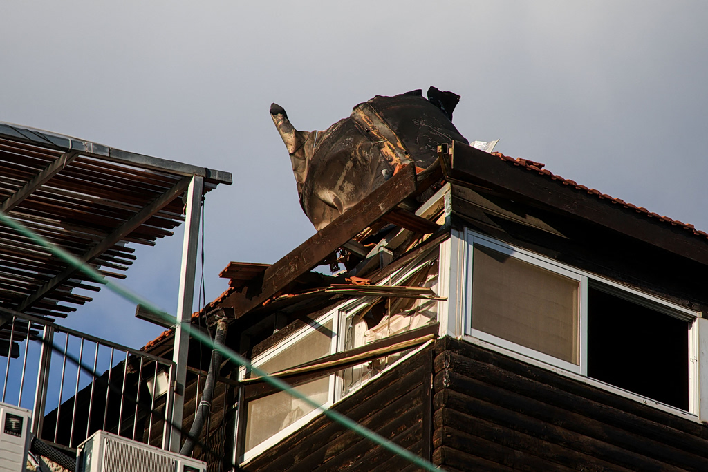 «Πάγωσε» ο Χριστιανισμός: Τα θραύσματα πυραύλου στον Ναό της Αναστάσεως και ο κίνδυνος για Πάσχα χωρίς Άγιο Φως