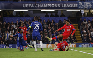 Champions League: Κυρίαρχη Παρί στο Λονδίνο – «Καθάρισε» την Τσέλσι και προκρίθηκε με άνεση στους «8»