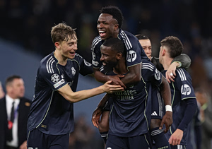 Μάντσεστερ Σίτι – Ρεάλ Μαδρίτης 1-2: Ο Βινίσιους έδωσε τη λύση και σφράγισε την πρόκριση της «Βασίλισσας»