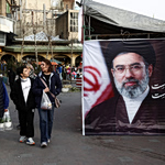 «Άνοιξε η γη και τον κατάπιε»: CIA και Μοσάντ αναζητούν ίχνη ζωής του Μοτζτάμπα Χαμενεΐ