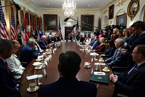 Καμία επίθεση σε ενεργειακές υποδομές του Ιράν για 10 μέρες – Τι ανακοίνωσε ο Τραμπ