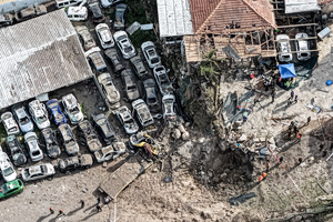 Νέοι βομβαρδισμοί στην Τεχεράνη – Ο Τραμπ μιλά για «αλλαγή καθεστώτος» στο Ιράν