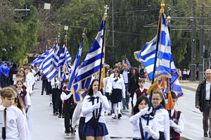25η Μαρτίου: Ακυρώθηκαν οι παρελάσεις σε Ηράκλειο, Χανιά και Ρέθυμνο εξαιτίας των καιρικών συνθηκών