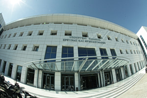 Λύση για την ισοτιμία πτυχίων 400.000 αποφοίτων των πρώην ΤΕΙ φέρνει ρύθμιση του υπουργείου Παιδείας