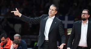 Μαρτίνεθ πριν τον Ολυμπιακό: «Είναι τρελοί οι παίκτες μου, πιστεύουν ότι μπορούν να τους κερδίσουν όλους»