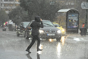 Κακοκαιρία Erminio: Πού θα χτυπήσουν τις επόμενες μέρες ισχυρές καταιγίδες και μποφόρ – Οι περιοχές που κινδυνεύουν