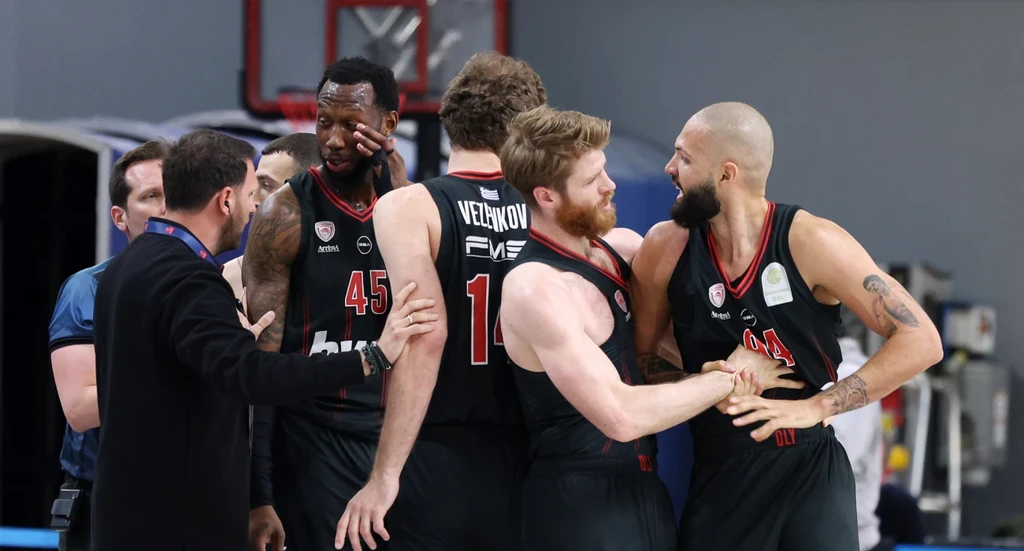 Η ΚΑΕ Παναθηναϊκός αιτήθηκε την τιμωρία των Μπαρτζώκα και Φουρνιέ στον ΕΣΑΚΕ