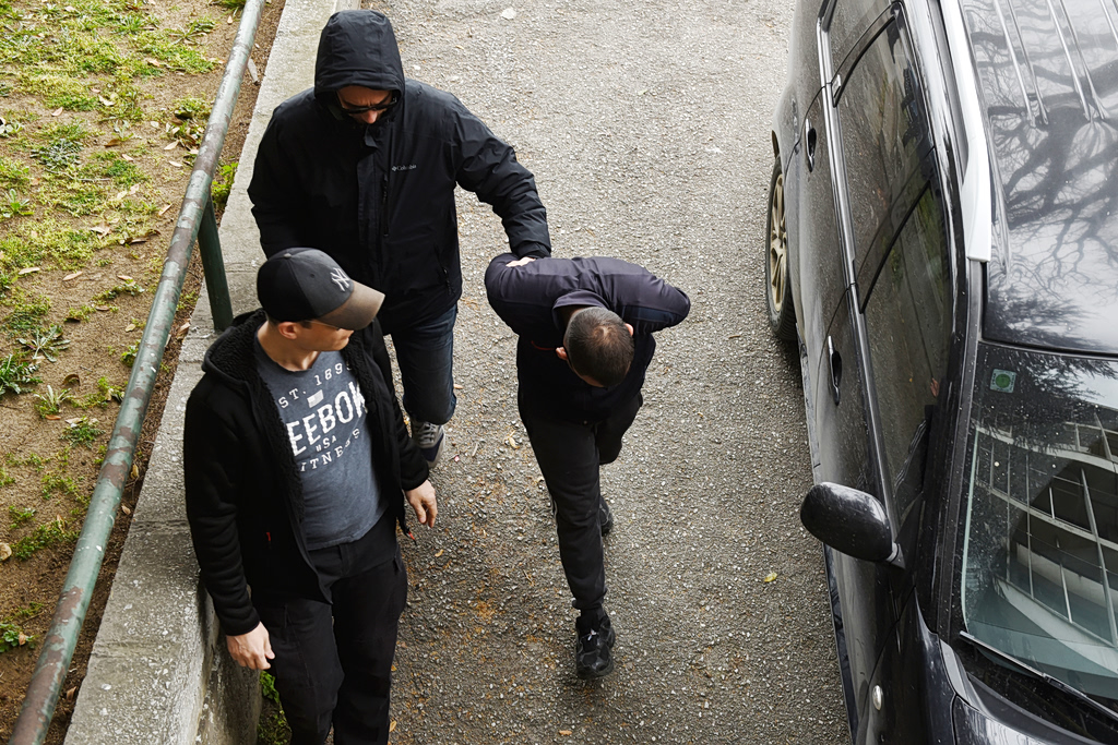 Δολοφονία στην Καλαμαριά: Τι αποκαλύπτει η ιατροδικαστική εξέταση του 23χρονου – «Πάνω από 30 χτυπήματα από αιχμηρά αντικείμενα»