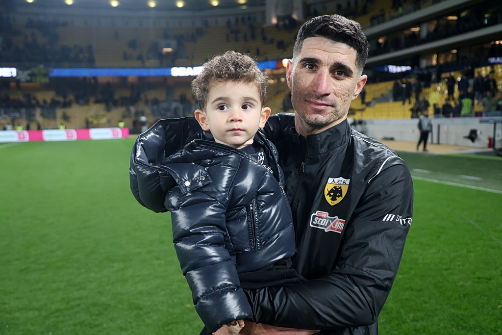 Γιε μου, η ΑΕΚ…