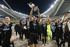 Ηρακλής – Καλαμάτα: Η στιγμή της απονομής στο ΟΑΚΑ για την κατάκτηση του Super Cup (vid)