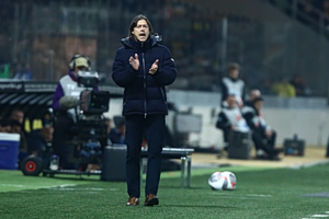 Αλμέιδα: «Γιατί αντί να εκτοξεύσουν αυτούς τους πυραύλους δεν δίνουμε 50 εκατομμύρια ευρώ σε τροφές, σε υποδομές;»