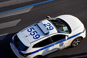 Ζάκυνθος: 62χρονος πυροβόλησε και τραυμάτισε τη γειτόνισσά του – Κατείχε νόμιμα 5 όπλα…