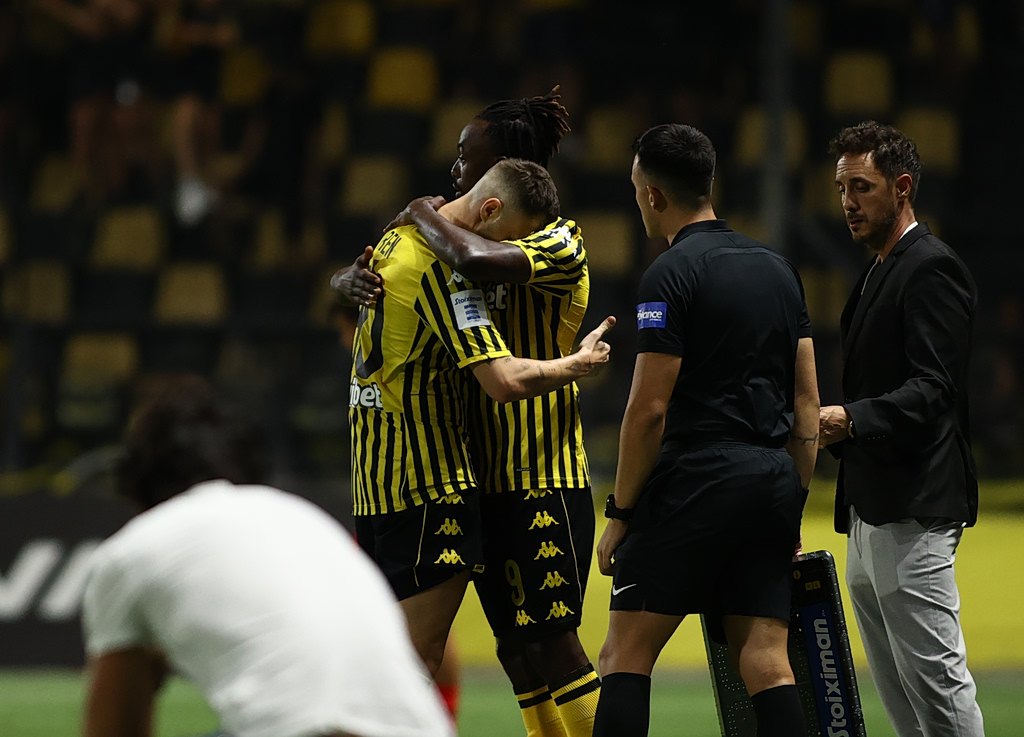 Πολλά τα φορ και τα λεφτά Άρη… αλλά λίγα τα γκολ