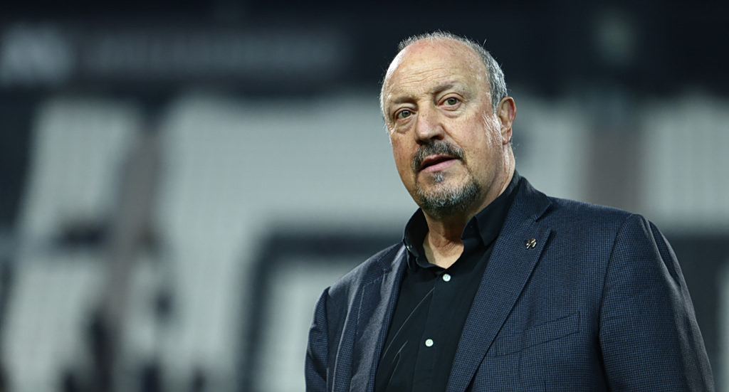 Η UEFA αποθέωσε τον… άχαστο Ράφα Μπενίτεθ