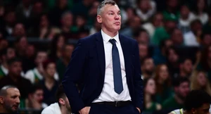 Ο Γιασικεβίτσιους ανάμεσα στους εγκλωβισμένους στο Ντουμπάι