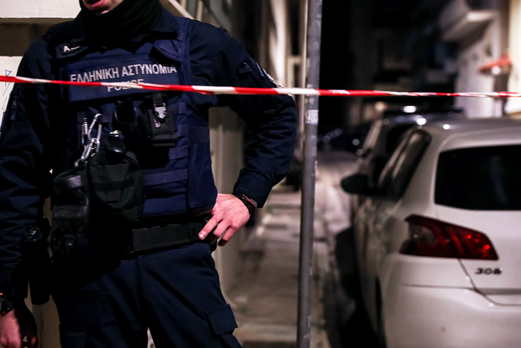 Κολωνός: Ποινική δίωξη στον 38χρονο για τον θάνατο της εγκύου συντρόφου του – Τα τρία κακουργήματα που αντιμετωπίζει