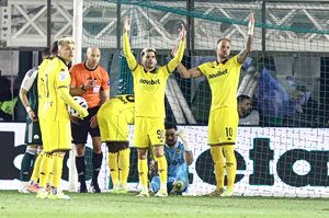 Το «μπες-βγες» και τα ερωτηματικά