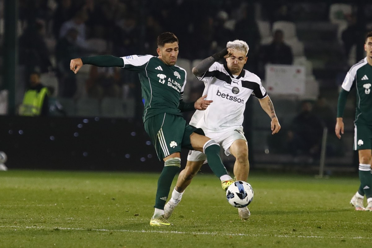 Super League: &Eta; &beta;&alpha;&theta;&mu;&omicron;&lambda;&omicron;&gamma;ί&alpha; &mu;&epsilon;&tau;ά &tau;&eta; &nu;ί&kappa;&eta; &tau;&omicron;&upsilon; &Pi;&alpha;&nu;&alpha;&theta;&eta;&nu;&alpha;ϊ&kappa;&omicron;ύ &alpha;&pi;έ&nu;&alpha;&nu;&tau;&iota; &sigma;&tau;&omicron;&nu; &Omicron;&Phi;&Eta;