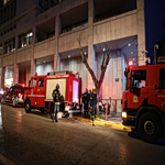 Συναγερμός έξω από τη ΓΑΔΑ με άνδρα που είχε στην κατοχή του χειροβομβίδες – Έγινε ελεγχόμενη έκρηξη (video)