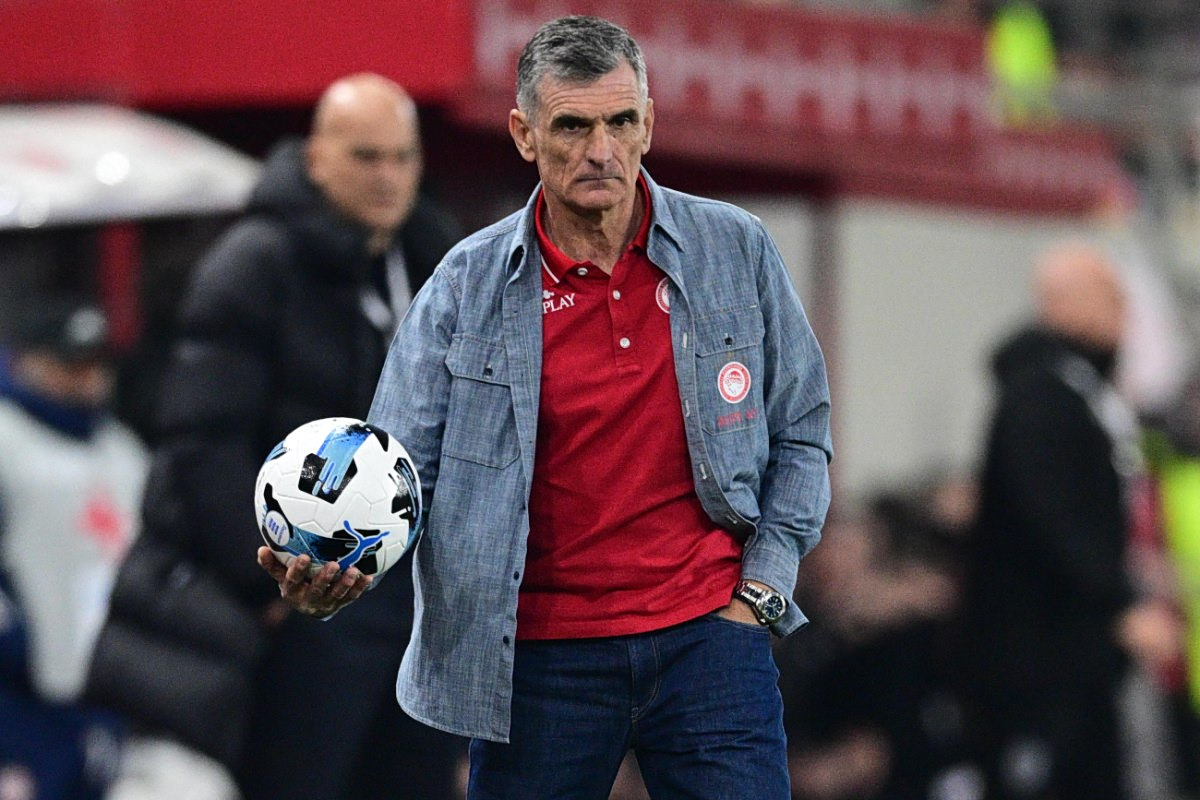 &Mu;&epsilon;&nu;&tau;&iota;&lambda;ί&mu;&pi;&alpha;&rho;: &laquo;&Delta;&epsilon;&nu; &mu;&pi;&omicron;&rho;έ&sigma;&alpha;&mu;&epsilon; &nu;&alpha; &epsilon;ί&mu;&alpha;&sigma;&tau;&epsilon; &alpha;&pi;&omicron;&tau;&epsilon;&lambda;&epsilon;&sigma;&mu;&alpha;&tau;&iota;&kappa;&omicron;ί&raquo;