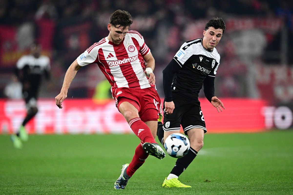 &Eta; &beta;&alpha;&theta;&mu;&omicron;&lambda;&omicron;&gamma;ί&alpha; &tau;&eta;&sigmaf; Super League &mu;&epsilon;&tau;ά &tau;&eta;&nu; &iota;&sigma;&omicron;&pi;&alpha;&lambda;ί&alpha; &sigma;&tau;&omicron; &Omicron;&lambda;&upsilon;&mu;&pi;&iota;&alpha;&kappa;ό&sigmaf;