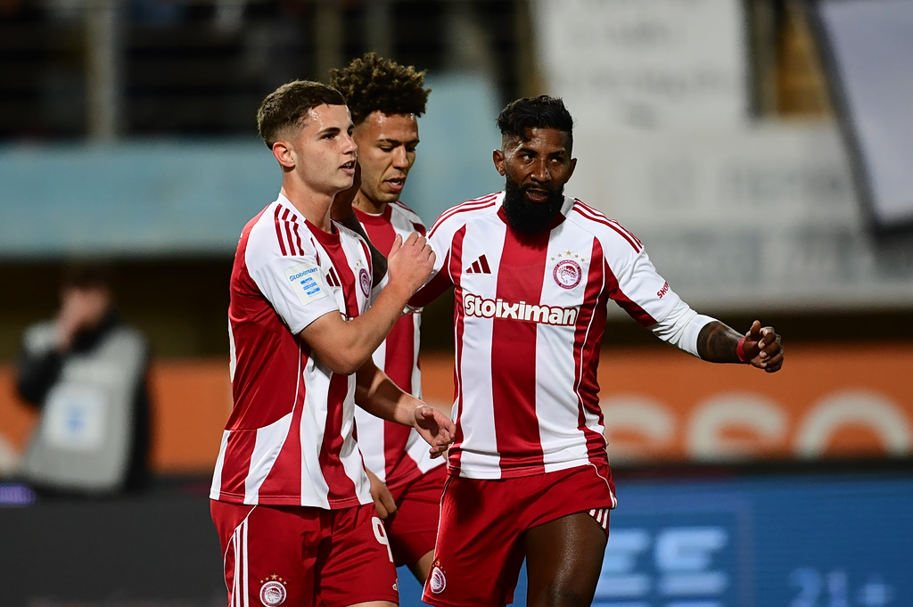 Super League: Ξανά στην κορυφή της βαθμολογίας ο Ολυμπιακός – Το υπόλοιπο πρόγραμμα