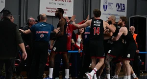 Αυτή είναι η ποινή που επιβλήθηκε στον φίλαθλο που ενεπλάκη στο επεισόδιο με τον Εβάν Φουρνιέ