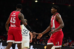 Έκπληξη από Μπαρτζώκα στο ντέρμπι με Παναθηναϊκό – Εκτός Νιλικίνα, μέσα Χολ