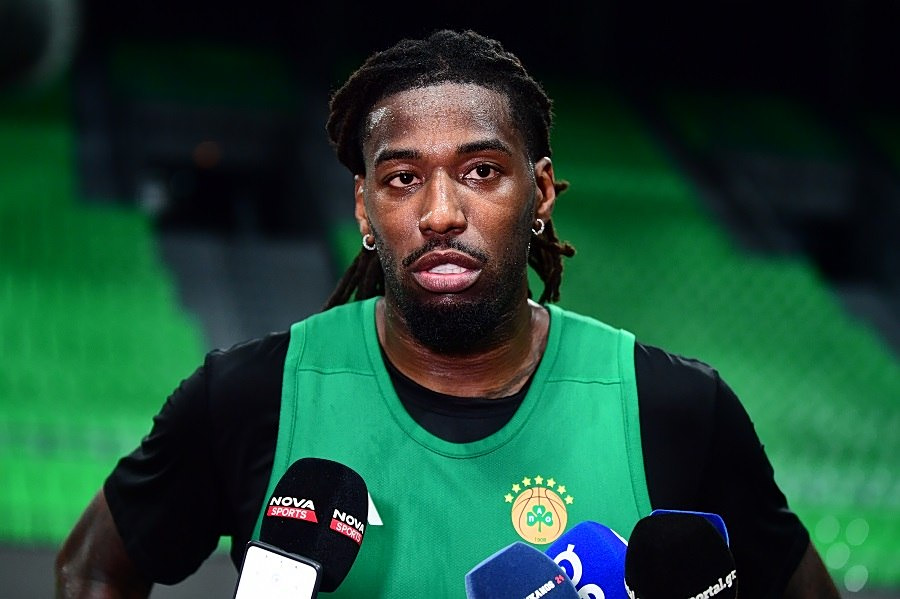 Λεσόρ: «Θα ήθελα να είχα επιστρέψει στη δράση πριν από δύο μήνες»