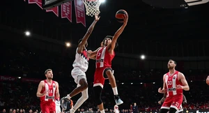 Euroleague: Ο Ολυμπιακός «αγκάλιασε» την τετράδα – Σημαντικά «διπλά» για Μπαρτσελόνα και και Ντουμπάι