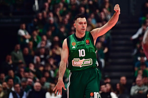 Ιστορικό επίτευγμα για τον Σλούκα με την φανέλα του Παναθηναϊκού