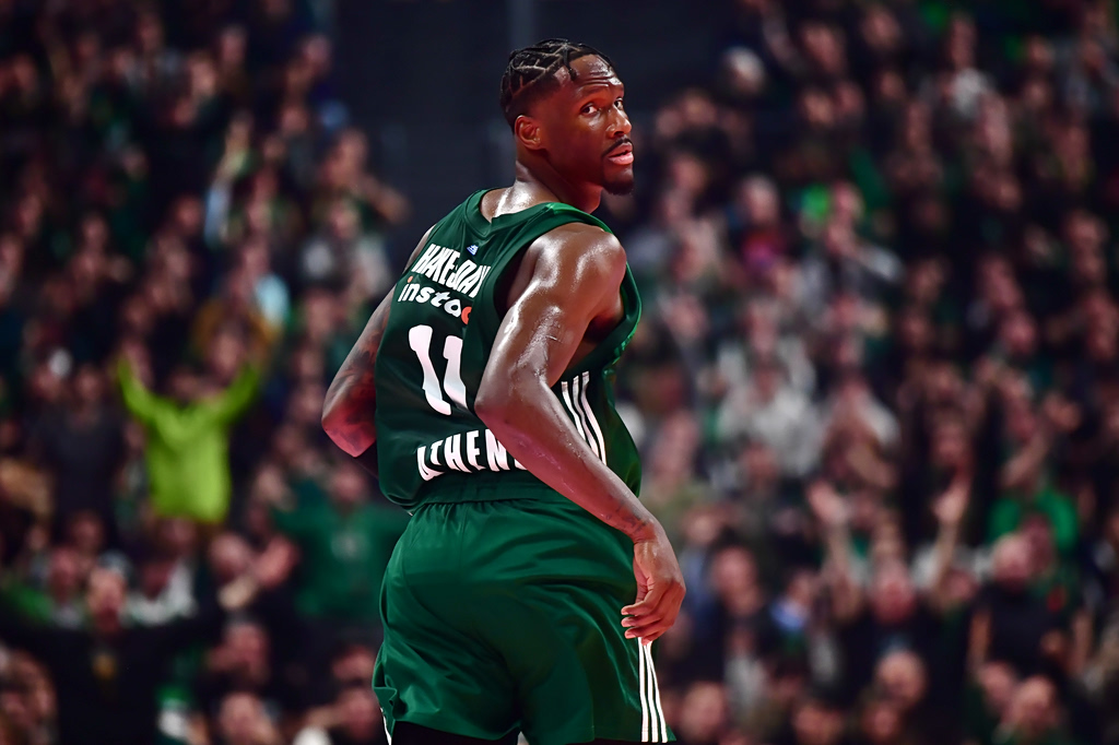 Χέιζ-Ντέιβις: «Αυτή είναι η ομάδα του Ναν και του Λεσόρ, προσφέρω όπως μπορώ»