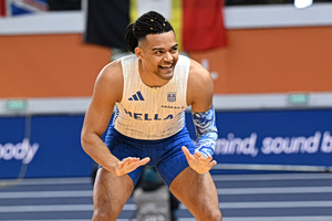 «Αέρινος» Μανόλο, δεύτερος στον κόσμο με άλμα 6.05μ – Κοίταξε στα μάτια τον Ντουπλάντις