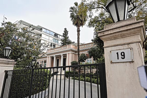 Το 20ήμερο των «Παθών» για το Μαξίμου και οι Συμπληγάδες υποκλοπών, Τεμπών και ΟΠΕΚΕΠΕ