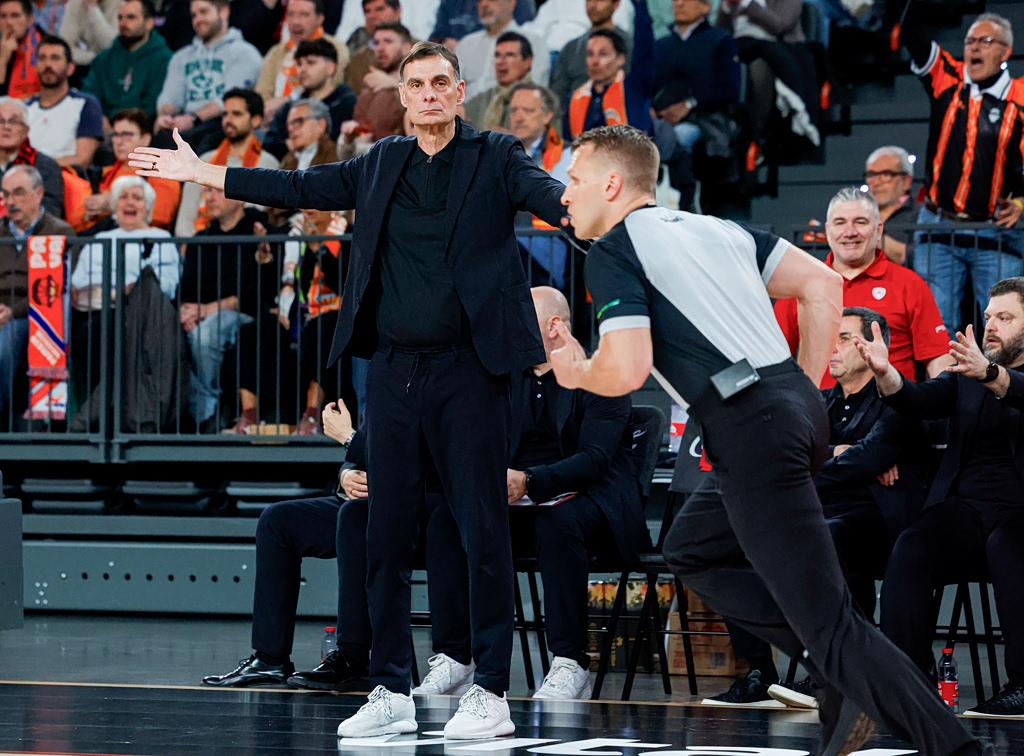 Μπαρτζώκας: «Είχαμε αρκετές ευκαιρίες να τελειώσουμε το παιχνίδι»