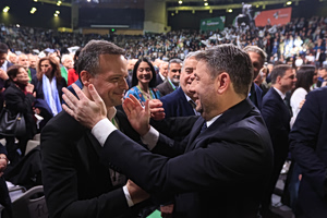 Συνέδριο του ΠΑΣΟΚ: Live η ομιλία του Νίκου Ανδρουλάκη – Ποιοι είναι παρόντες (vid,pics)