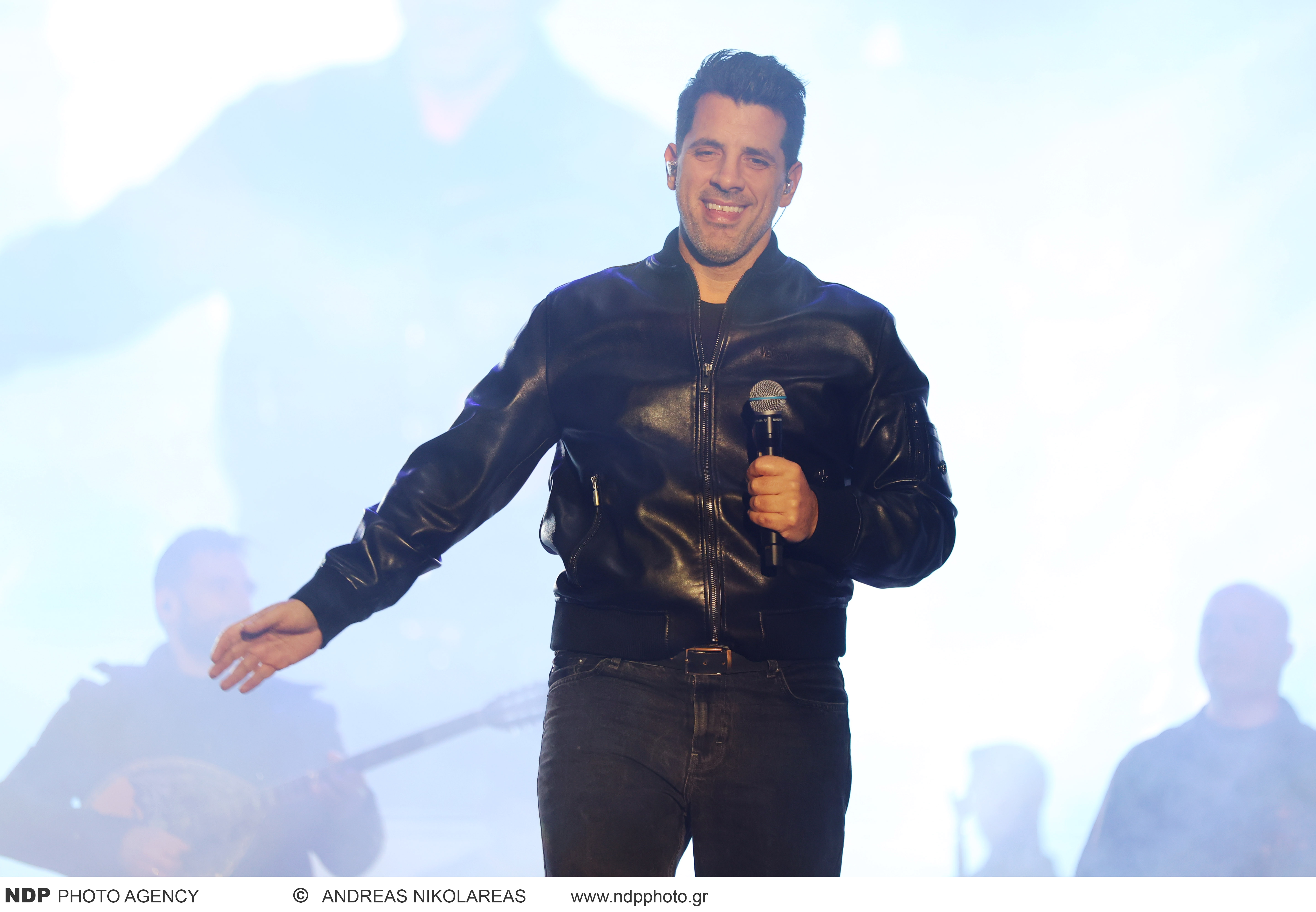 &Theta;&omicron;&delta;&omega;&rho;ή&sigmaf; &Phi;έ&rho;&rho;&eta;&sigmaf;: &Eta; &pi;&iota;&omicron; &sigma;&eta;&mu;&alpha;&nu;&tau;&iota;&kappa;ή &gamma;&upsilon;&nu;&alpha;ί&kappa;&alpha; &tau;&eta;&sigmaf; &zeta;&omega;ή&sigmaf; &tau;&omicron;&upsilon; &kappa;&alpha;&iota; &tau;&alpha; &sigma;&chi;έ&delta;&iota;&alpha; &gamma;&iota;&alpha; &delta;&eta;&mu;&iota;&omicron;&upsilon;&rho;&gamma;ί&alpha; &omicron;&iota;&kappa;&omicron;&gamma;έ&nu;&epsilon;&iota;&alpha;&sigmaf;