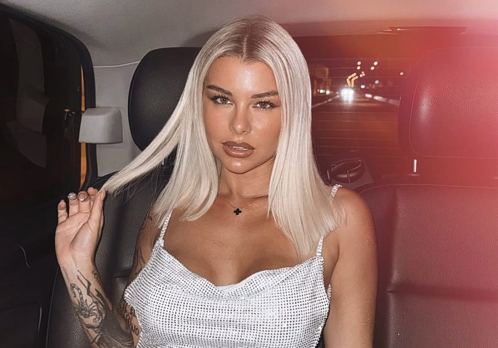 AnesΤea The Podcast –  Cinderella: Γιατί δεν μεγάλωσα με τον μπαμπά μου