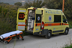 Τραγωδία στη Μεσσηνία: Πεζός τραυματίστηκε θανάσιμα όταν φορτηγό έκανε όπισθεν και τον παρέσυρε