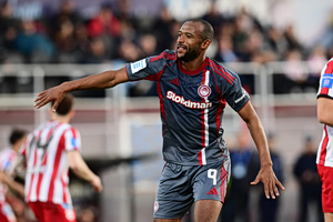 Αγιούμπ Ελ Κααμπί: Ο ταχυδρόμος του τίτλου