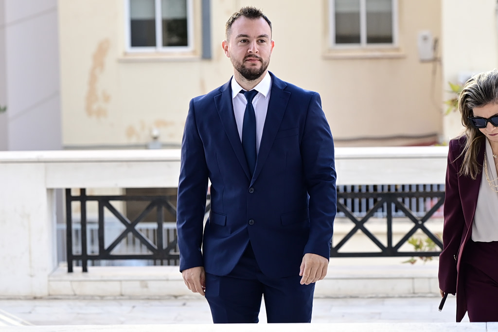 Υπόθεση βιαιοπραγίας σε βάρος βουλευτή της Ελληνικής Λύσης: Την ενοχή του Κ. Φλώρου ζήτησε ο εισαγγελέας