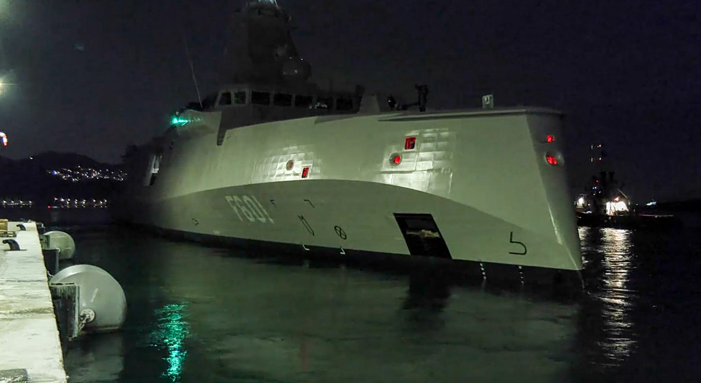 Οι φρεγάτες «Κίμων» και «Ψαρά» απέπλευσαν για Κύπρο – Εντυπωσιακή εικόνα από την αναχώρηση