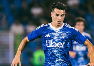 Σε δαιμονιώδη φόρμα ο Τάσος Δουβίκας: «Χτύπησε» ξανά με την Κόμο