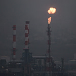 Το Ιράν αρνείται ότι διεξάγει άμεσες συνομιλίες με τις ΗΠΑ – Xτυπήθηκε διυλιστήριο στη Χάιφα