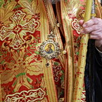 Θεσσαλονίκη: Στη φυλακή αρχιμανδρίτης – Μαζί με ιερέα «έφαγαν» 1,5 εκατ. ευρώ από πιστούς με ψεύτικες υποσχέσεις εξουσίας