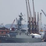 Καρέ καρέ η στιγμή που αμερικανική τορπίλη από υποβρύχιο βυθίζει την ιρανική φρεγάτα IRIS Dena