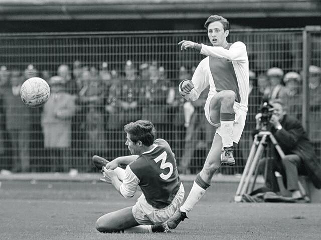 «Είσαι τρελός μέχρι να γίνεις ιδιοφυΐα»