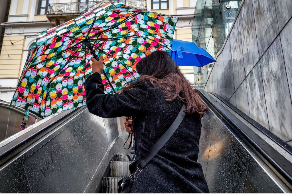 Καιρός: Άστατος με βροχές σε δυτικά, κεντρικά και βόρεια, 7 μποφόρ και αισθητή πτώση θερμοκρασίας