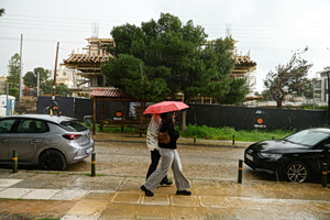 Κακοκαιρία «Deborah»: Φτάνει απειλητικά την Παρασκευή – Ποιες περιοχές θα «χτυπήσει»